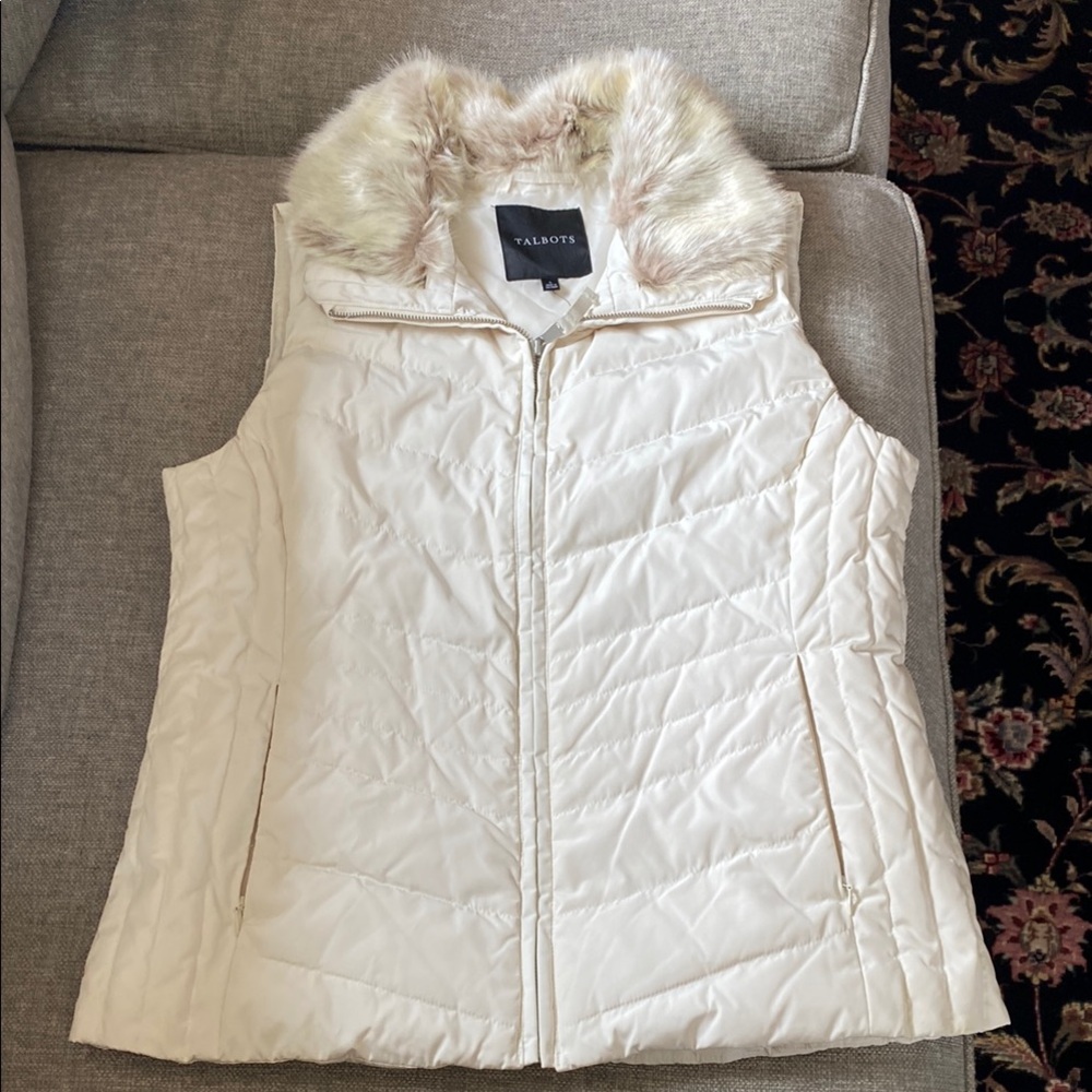 Talbots Cream Quilted Vest with Faux Fur Collar